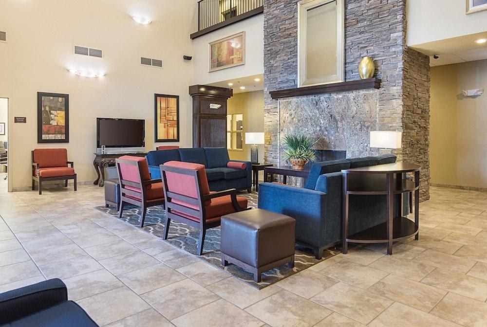COMFORT INN BENTONVILLE photo 4
