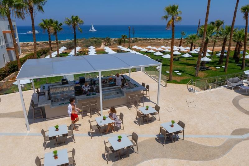 LEONARDO CRYSTAL COVE HOTEL AND SPA photo 1