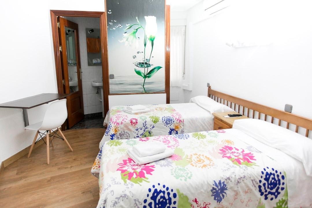 HOSTAL LA BAÑEZANA photo 2