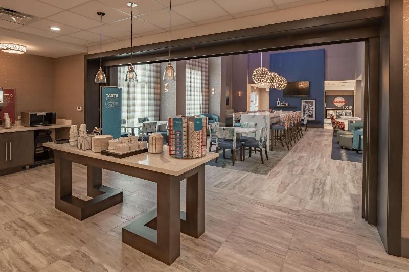 Hampton Inn & Suites Dallas/Plano Central photo 3