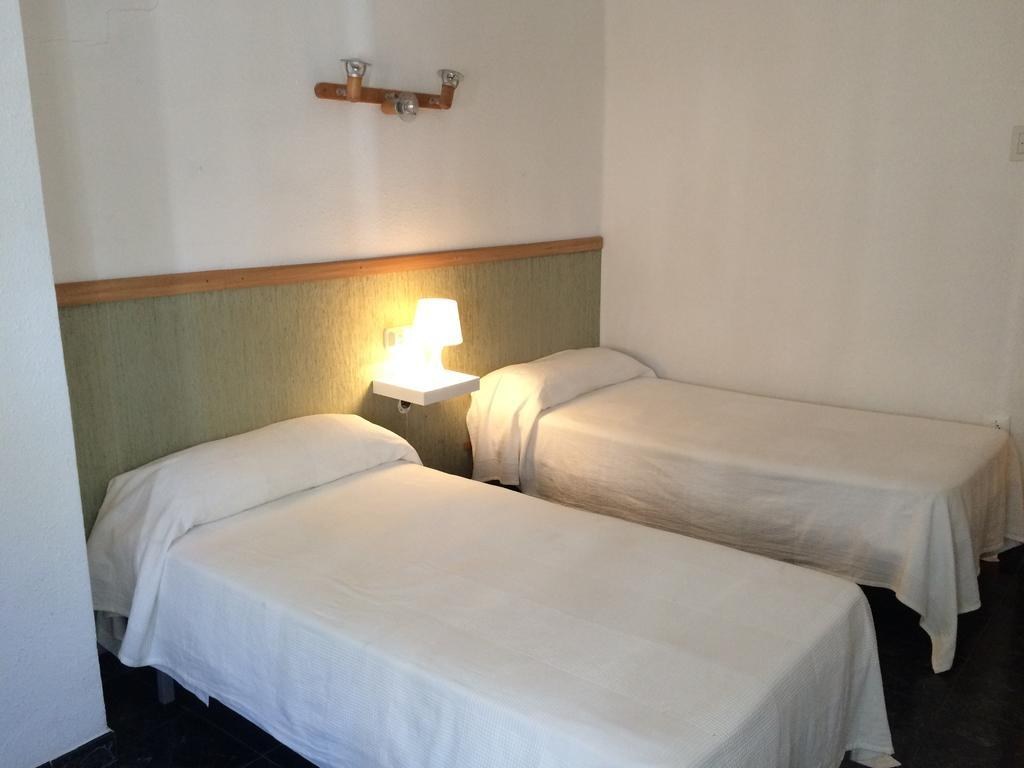 Malvarrosa Beach Rooms photo 1