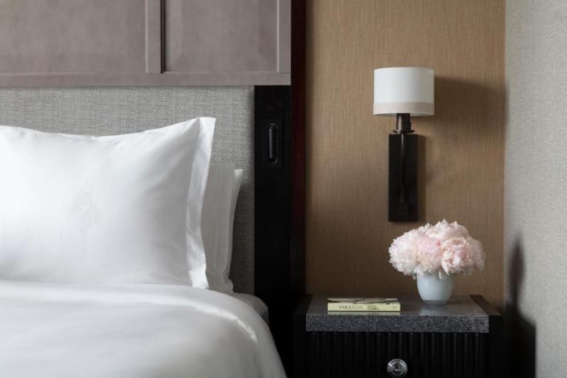 Four Seasons Hotel One Dalton Street Boston photo 4