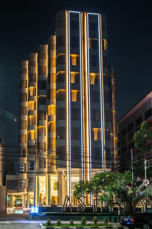 ASHLEY HOTEL WAHID HASYIM