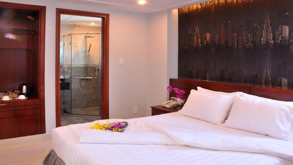 White Lotus Hotel photo 1