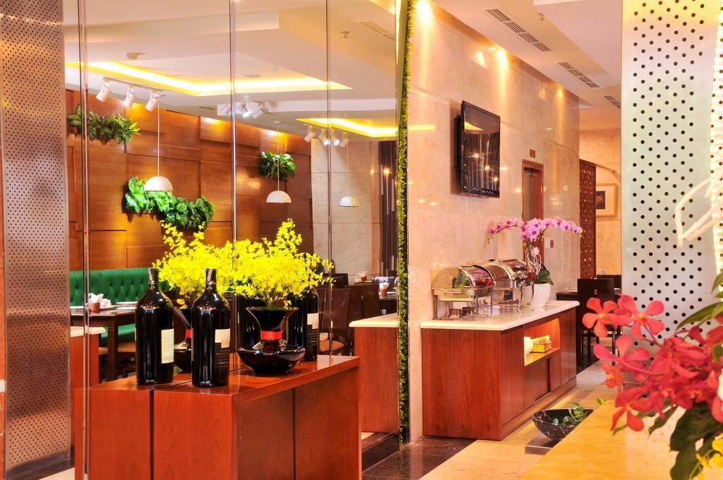 White Lotus Hotel photo 3