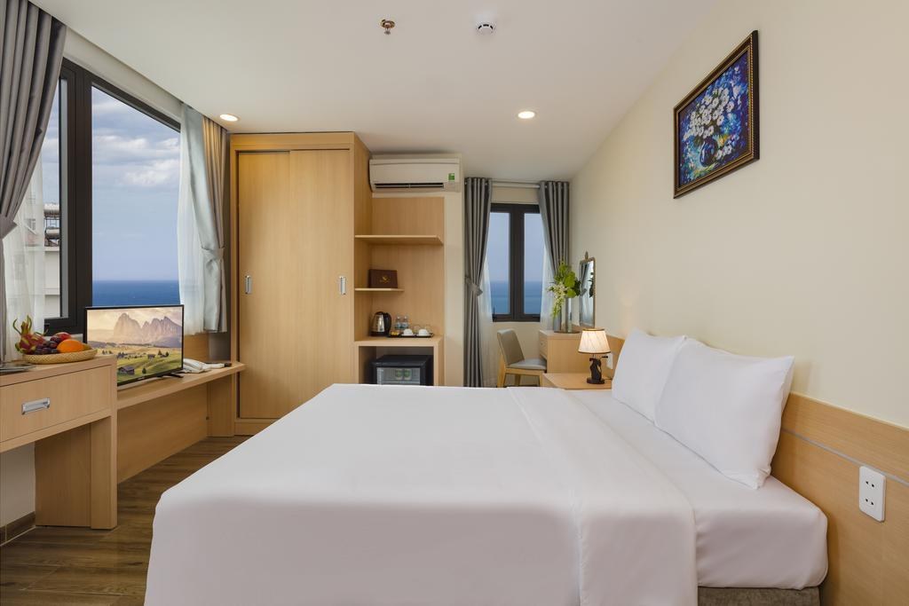 SWAN HOTEL (THE)