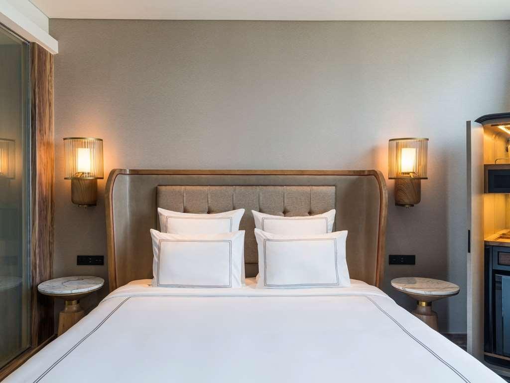 Swissôtel Jakarta Pik Avenue photo 2