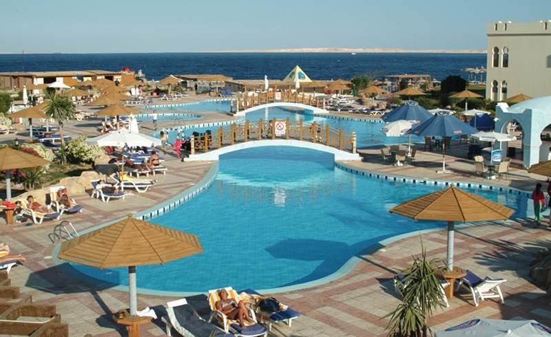 CHARMILLION CLUB RESORT photo 2