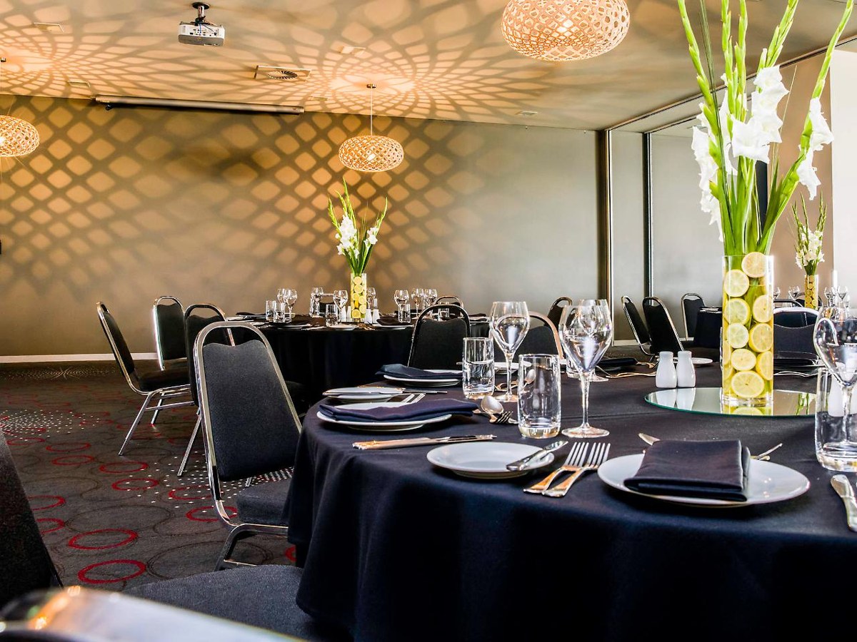 Mantra Melbourne Melton photo 1