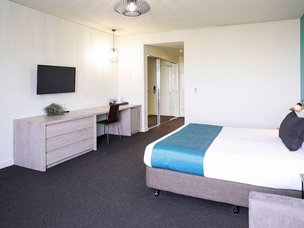 Mantra Melbourne Melton photo 4