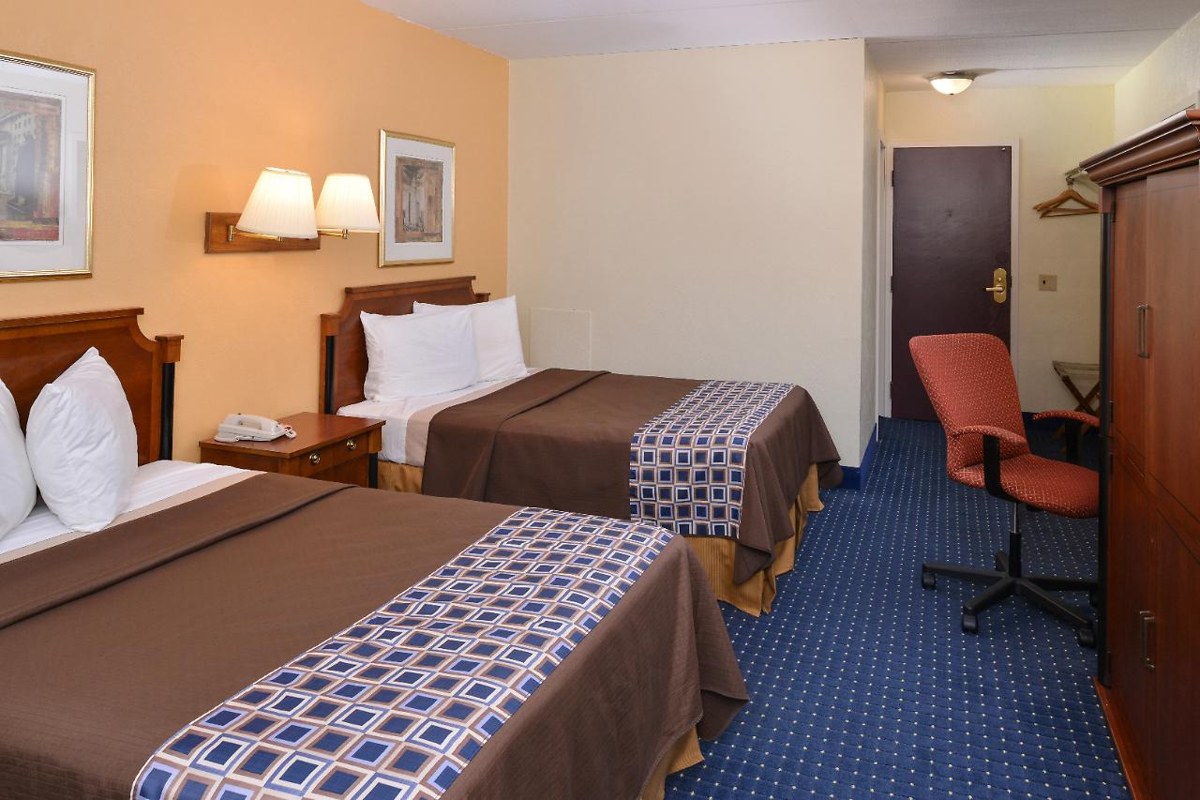 AMERICAS BEST VALUE INN GENEVA photo 3