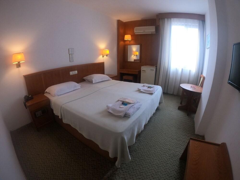 Güleryüz 2 Hotel photo 2