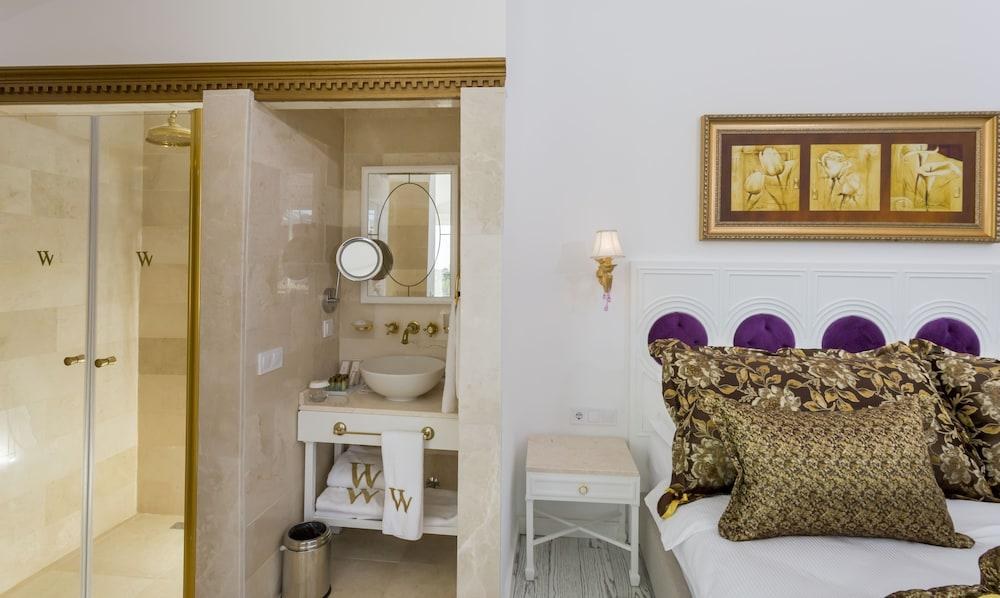 Wise Hotel Spa & Adult Only photo 3
