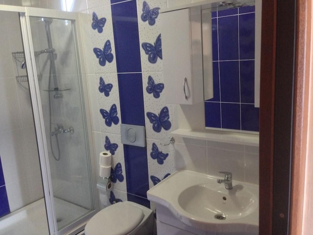 Kutle Hotel photo 3