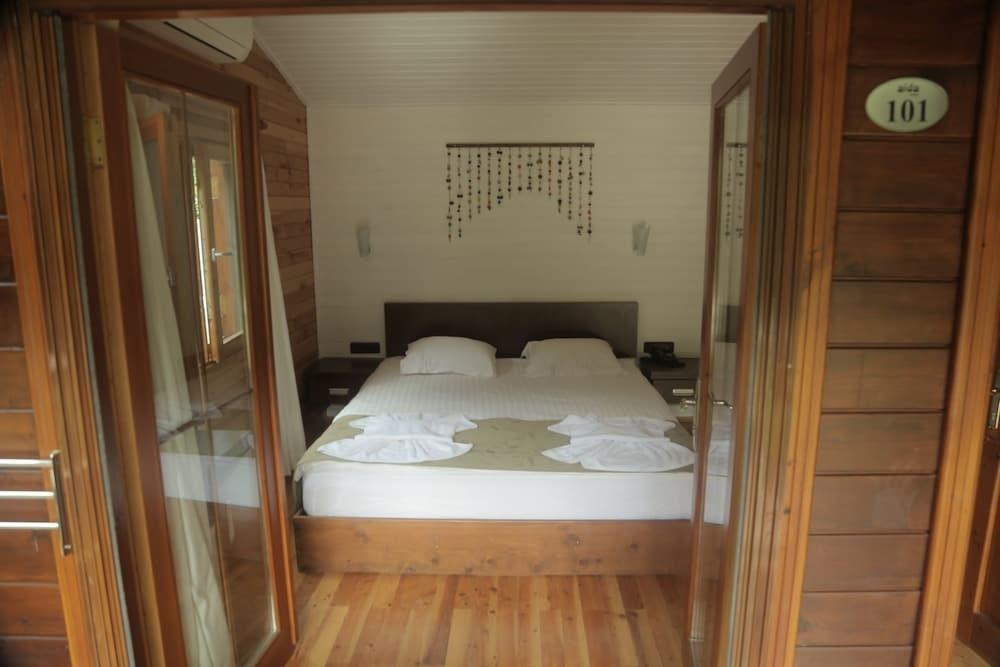 Aida Hotel photo 1