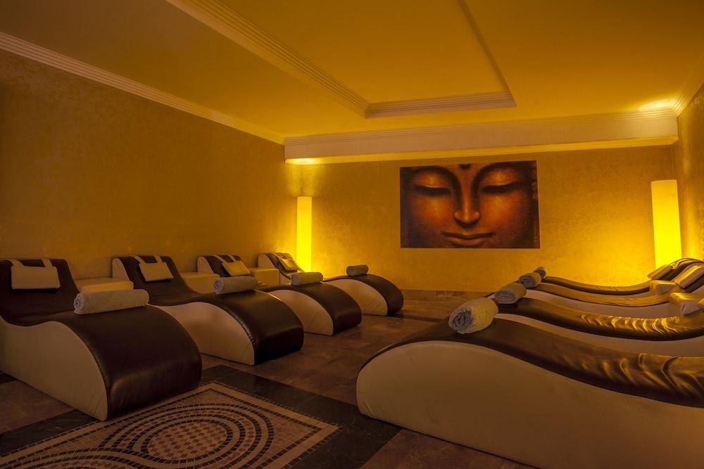 Ayhan Hotel photo 3