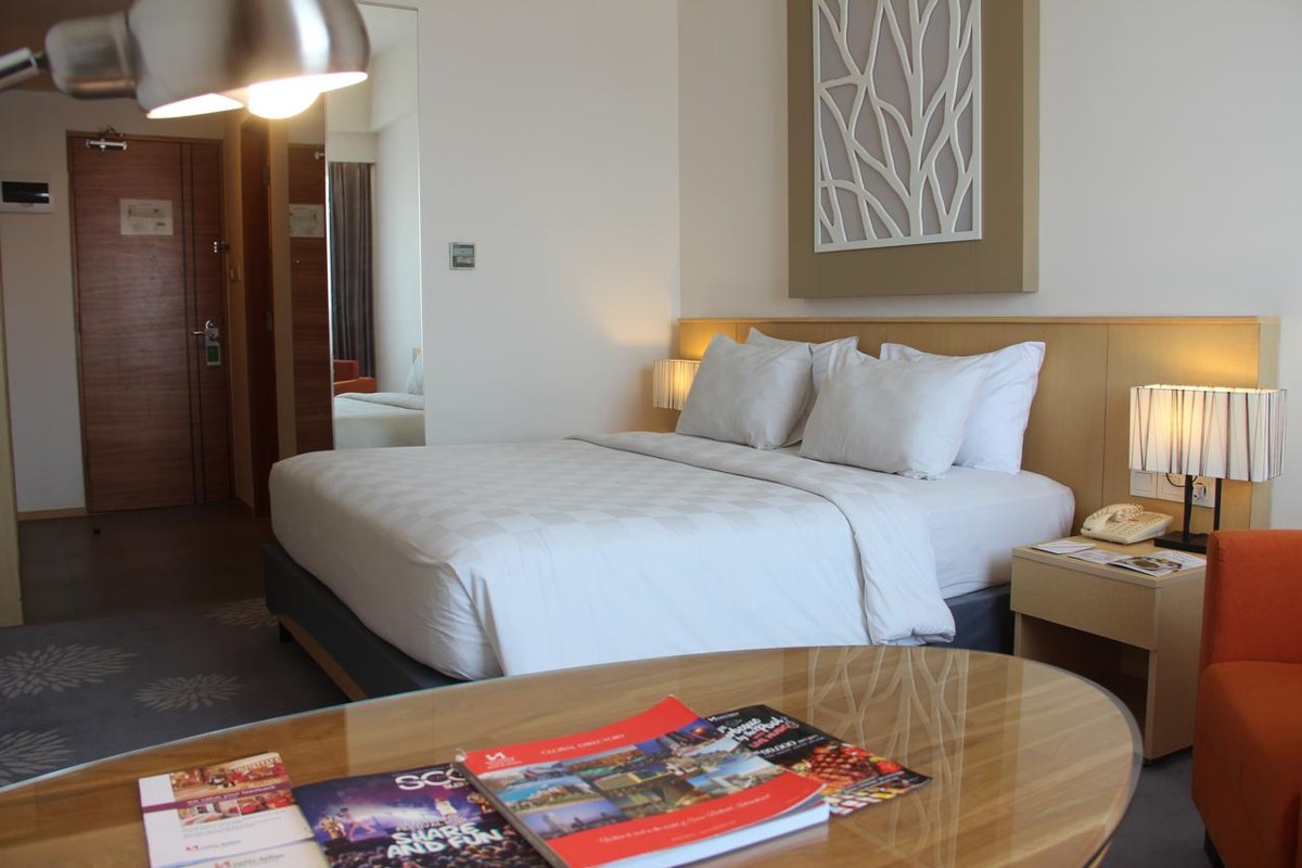 SWISS-BELINN MANYAR, SURABAYA photo 2