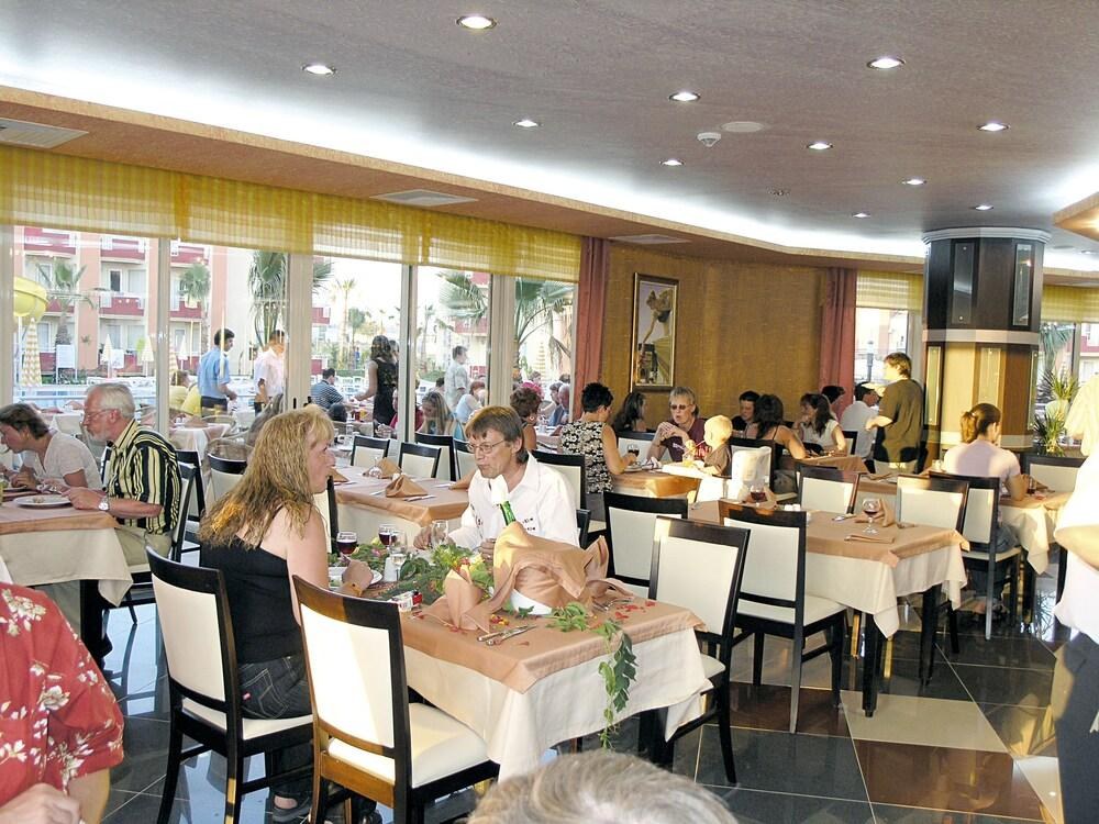 Orfeus Park Hotel photo 3