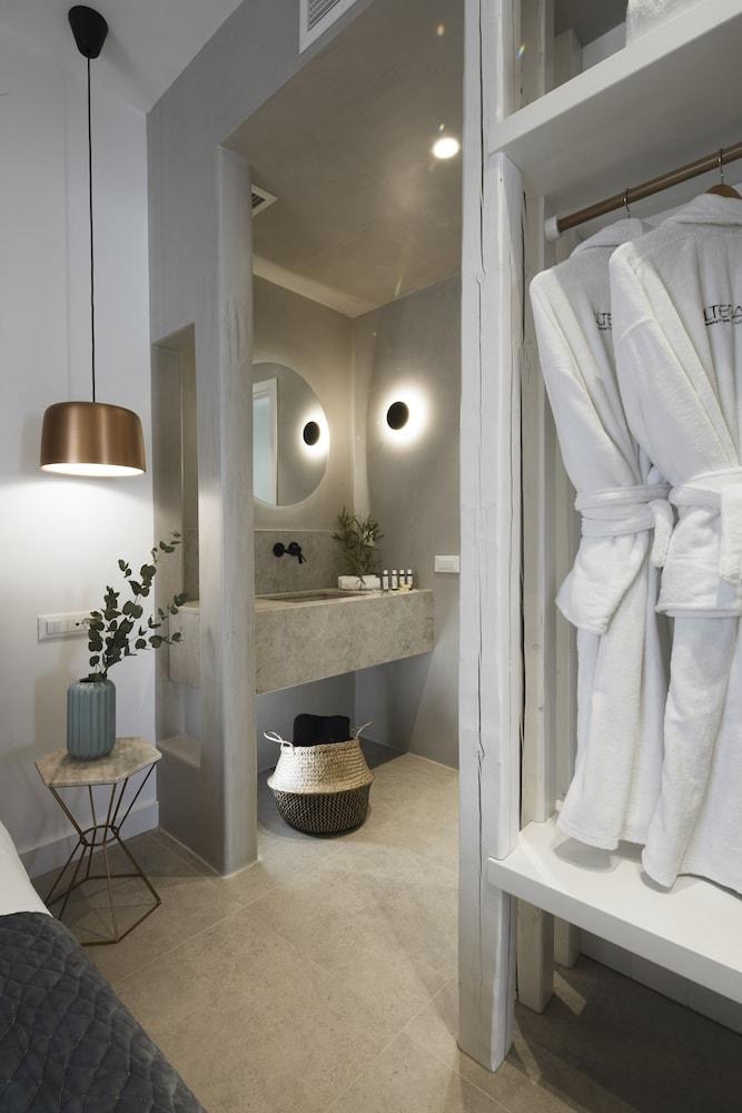 Altera Pars Suites photo 3