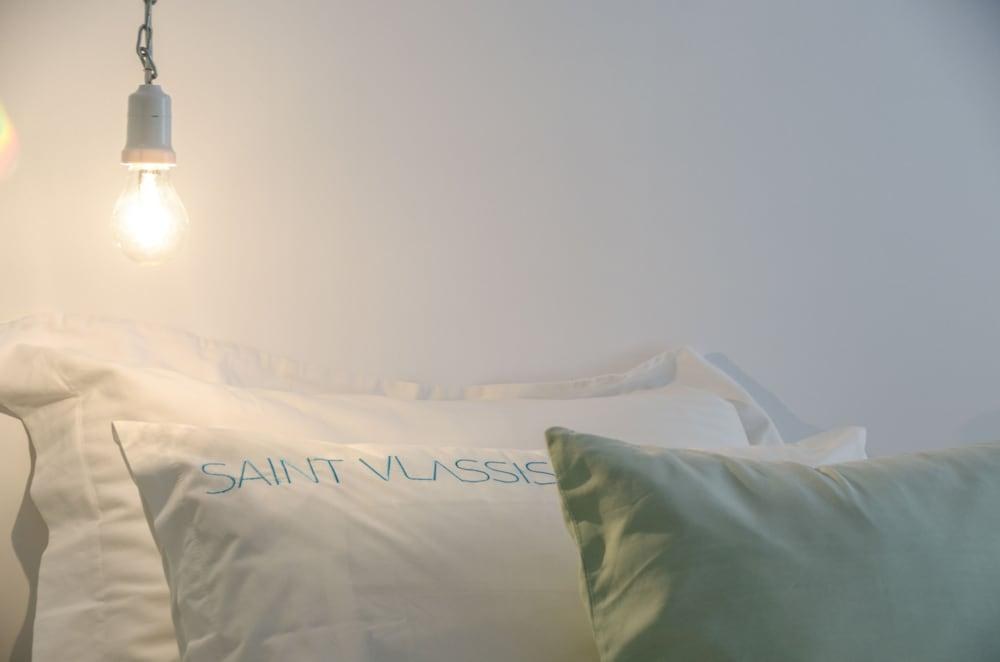 SAINT VLASSIS photo 2