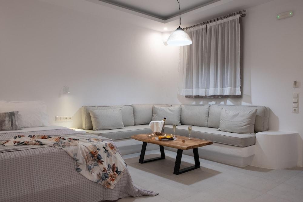 Ambience Suites photo 4