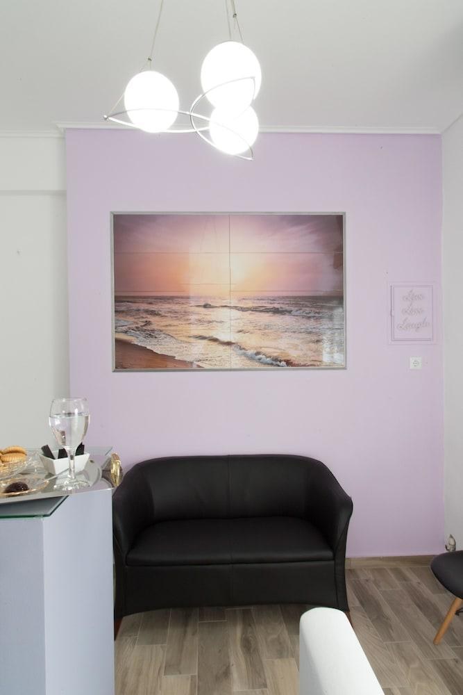 Oasis Hotel photo 4