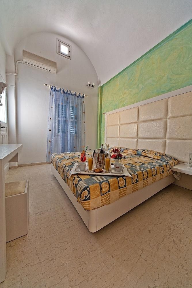 Sellada Apartments photo 1