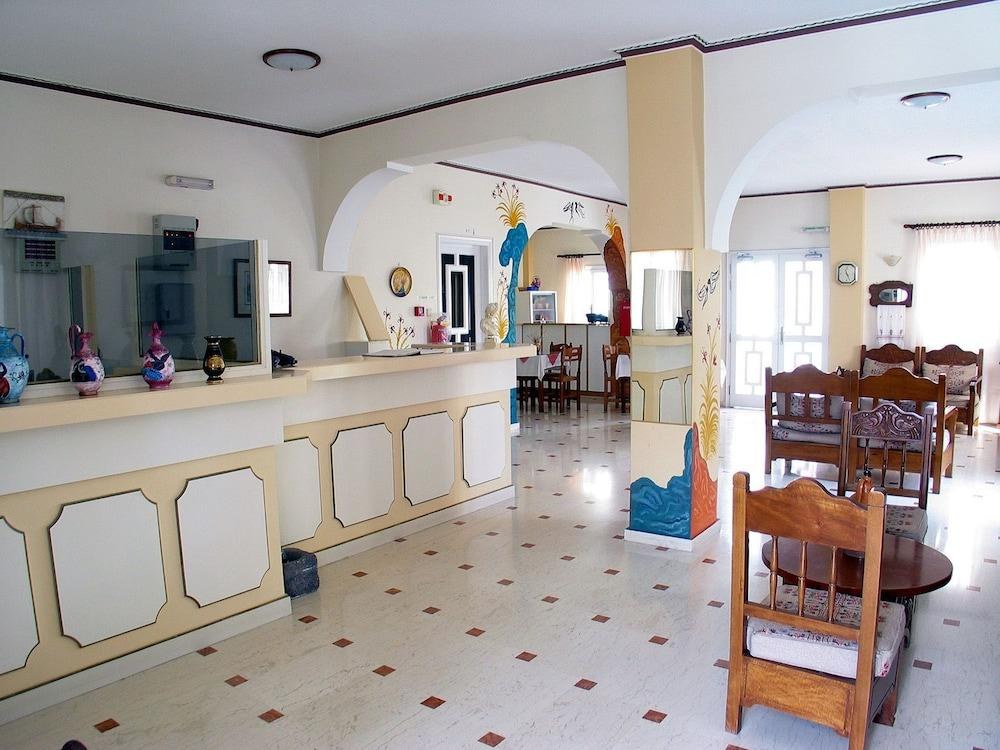 Sellada Apartments photo 4