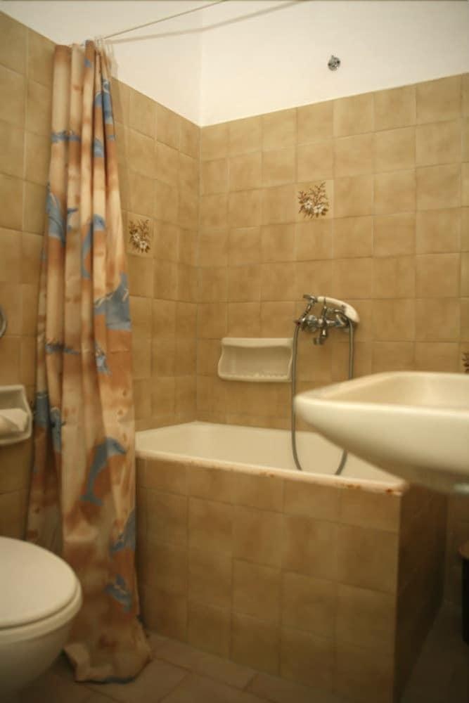 VILLA MARKOS photo 3