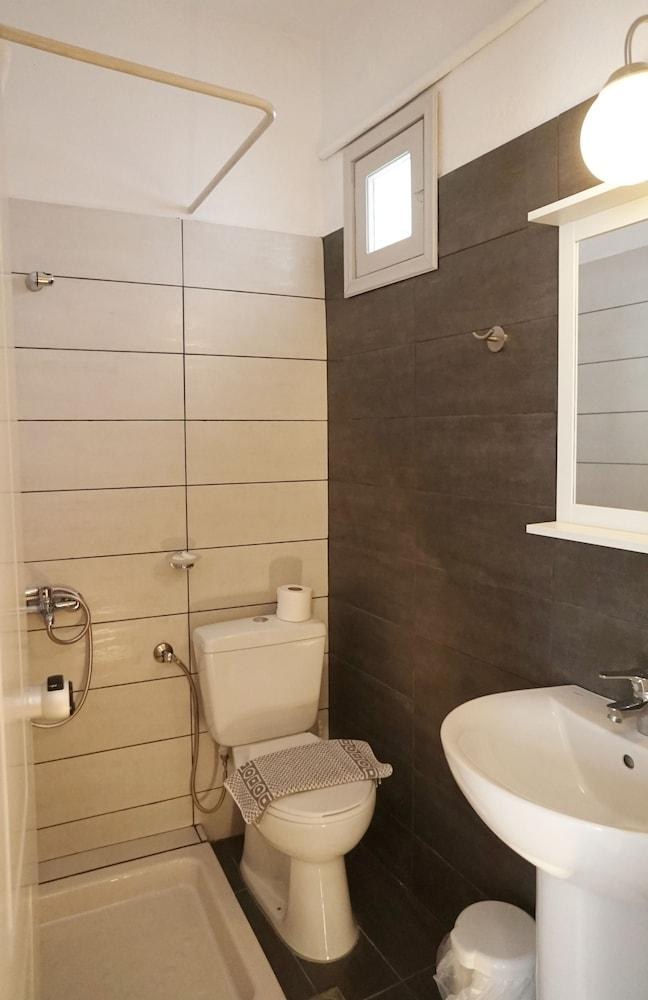 Rodakas Hotel photo 3