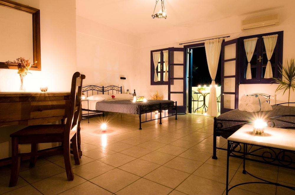 Irigeneia Hotel photo 1