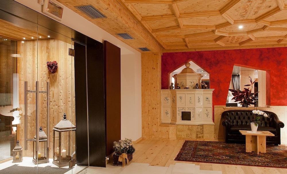 Chalet Laura Lodge Hotel photo 3