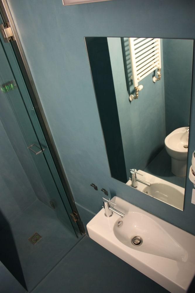 N38E13 photo 3