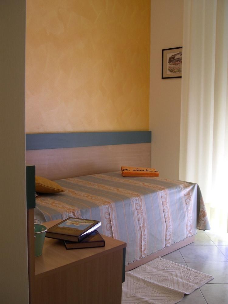 HOTEL SOLIDEA photo 1