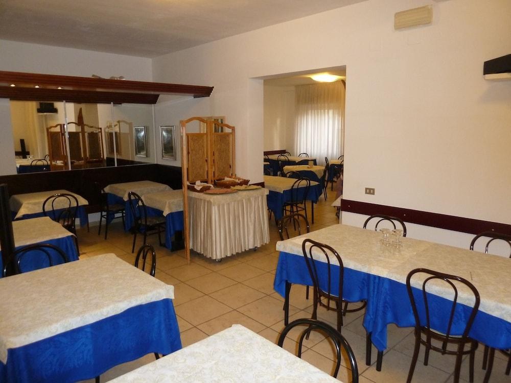 HOTEL ABAMAR photo 4