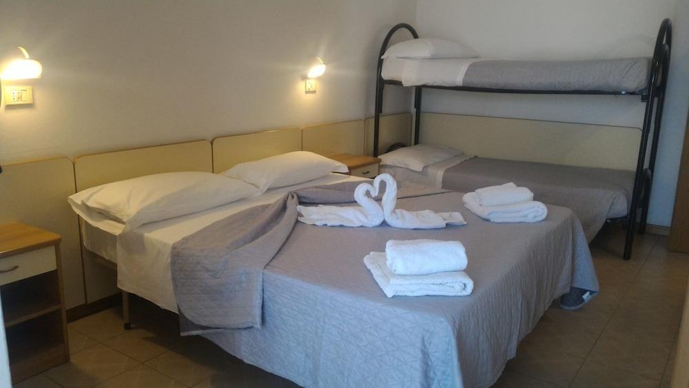 Hotel Madrid photo 1