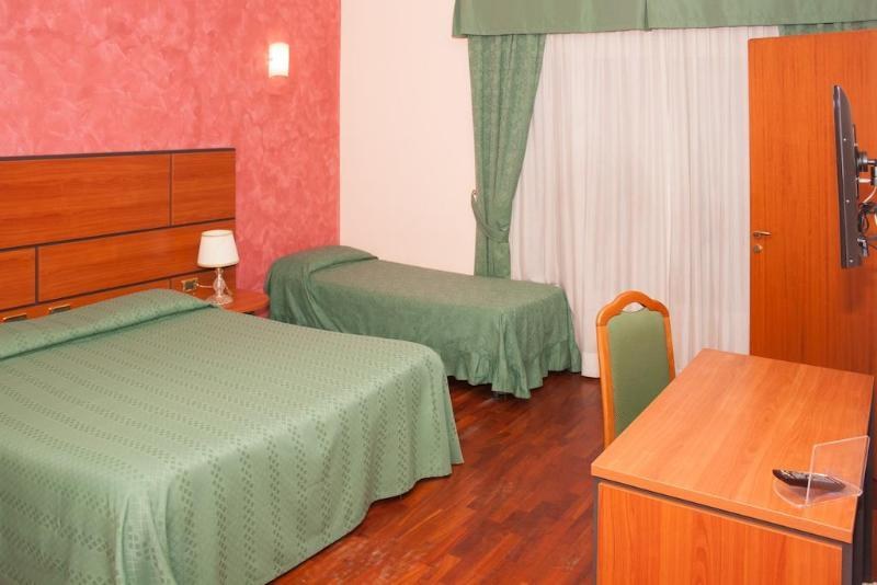 Hotel City Center photo 1