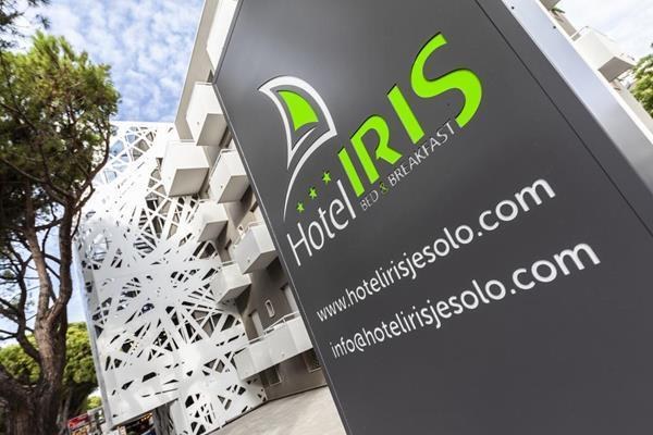 IRIS HOTEL