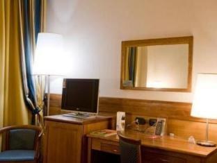 Hotel Master photo 2
