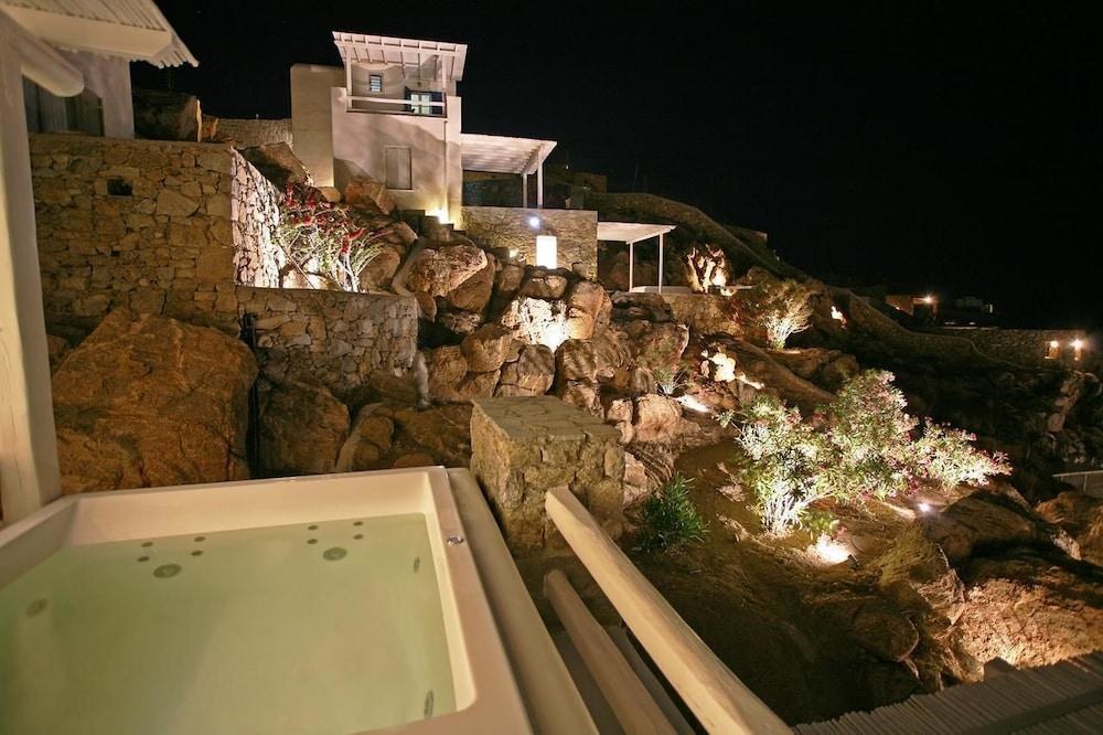 Atlantis Beach Residence