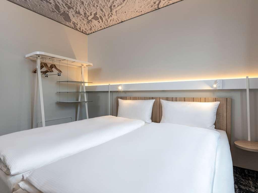 Ibis Duesseldorf Airport photo 4