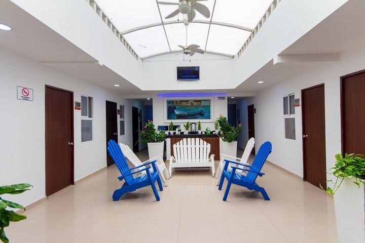 Hotel Azuan Suites By Geh Suites photo 4
