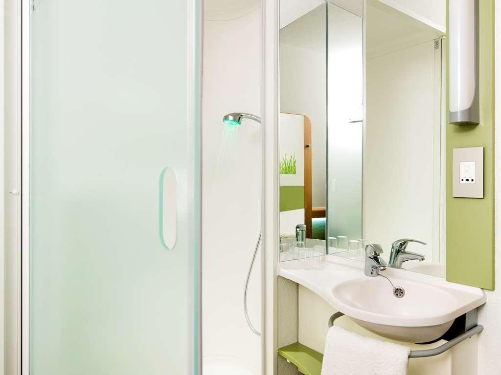 Ibis Budget London Whitechapel - Brick Lane photo 3