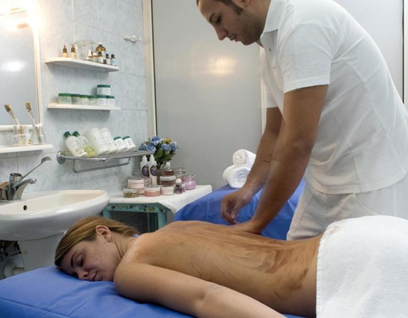 Family Hotel Le Canne&Beauty photo 1