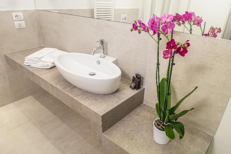 Home Boutique Luxury & Design photo 3