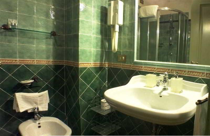 Domus Livia Luxury Suites photo 4