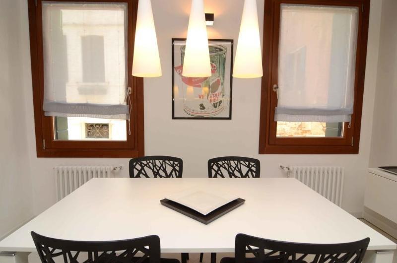 B&B Fortuny photo 1