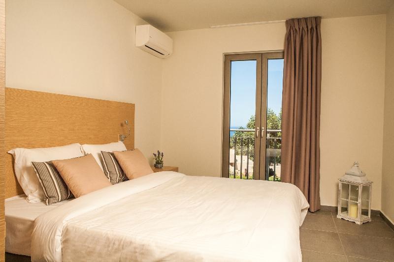 Sundance Apartments & Suites photo 1