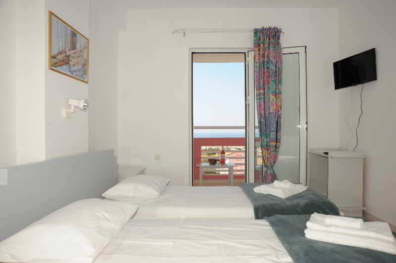Evalia Apts photo 2