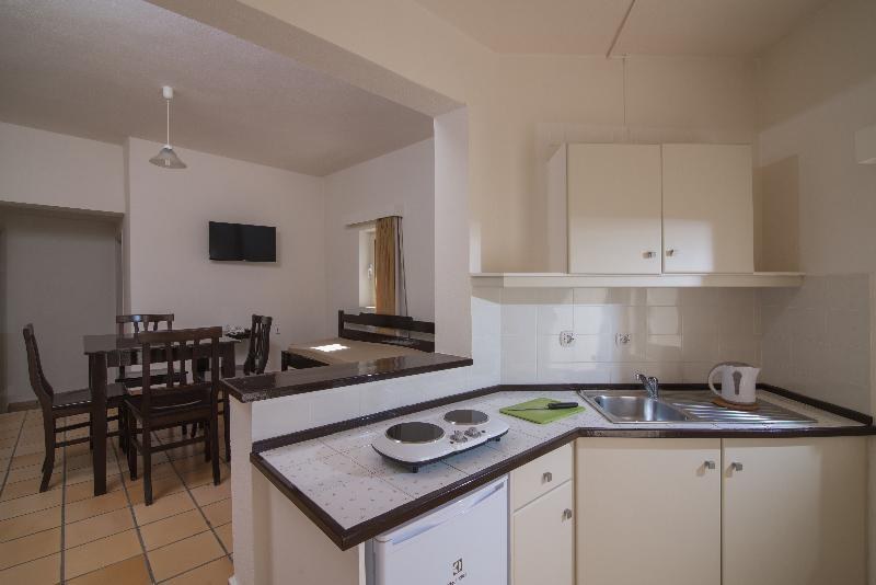 Ourania Apartments photo 3